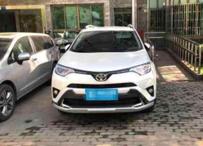 甘肅租車|蘭州包車|甘肅旅游租車|甘肅自駕租車豐田RAV費(fèi)用多少？